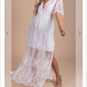 Bella Ella Light My Fire Maxi Dress in White (M)